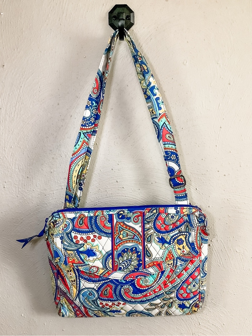 Vera Bradley Tablet Hipster Crossbody in Marina Paisley